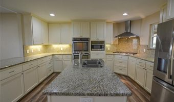 322 Hcr 2320, Abbott, TX 76621