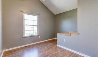 1062 10th Ave NW, Altoona, IA 50009