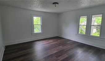 804 Work Dr, Akron, OH 44320
