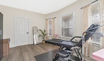 190 Whitney Ave, Bridgeport, CT 06606