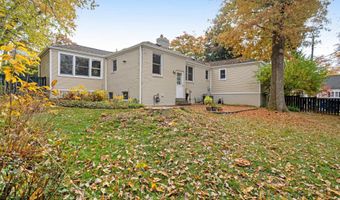 2700 N DINWIDDIE St N, Arlington, VA 22207