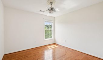 44217 NAVAJO Dr, Ashburn, VA 20147