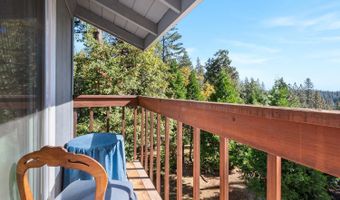 2081 Jerrilynn Dr, Arnold, CA 95223