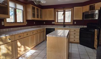 77 Shearer Ave, Bisbee, AZ 85603