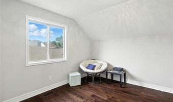 48821 Tremont Dr, Macomb, MI 48044