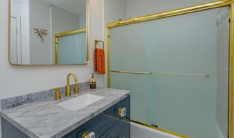 1110 W IVANHOE Blvd 9, Orlando, FL 32804