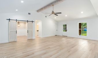 251 Jessie Jones Dr, Benton, LA 71006
