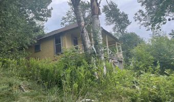 618 Cottage Rd, Averill, VT 05903