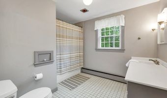 69 King Rd, Bedford, NH 03110