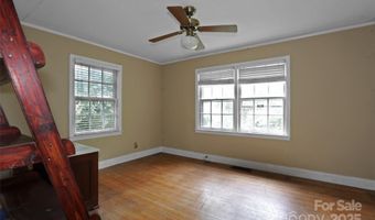 1400 Briar Creek Rd, Charlotte, NC 28205