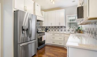 304 Highland Ct, Woodstock, GA 30188