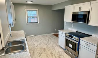 30 W Marietta Pl, Alton, IL 62002