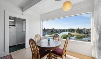 2000 CLINTON Ave, Alameda, CA 94501