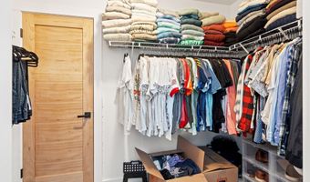 140 Pennant Ave, Beachwood, NJ 08722