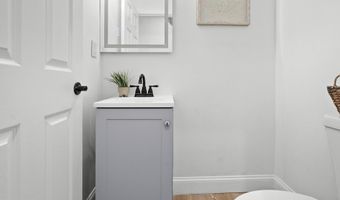 433 N ROBINSON St, Baltimore, MD 21224
