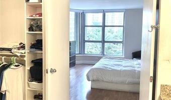 19195 NE 36th Ct 402, Aventura, FL 33180