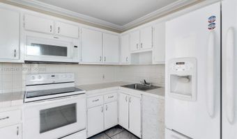 3101 N Country Club Dr 504, Aventura, FL 33180