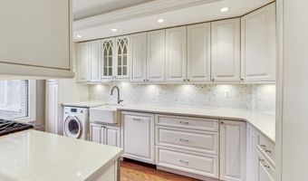 3900 CATHEDRAL Ave NW 304-A, Washington, DC 20016