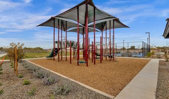1151 E PEACH TREE Dr, Chandler, AZ 85249