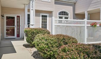 3354 N Stone Creek Cir, Madison, WI 53719