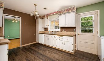 6272 Earhart Rd, Ann Arbor, MI 48105