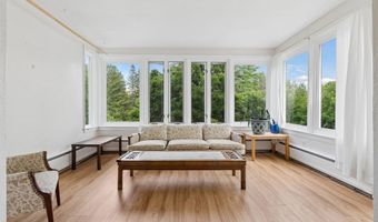 345 W Auburn Rd, Auburn, ME 04210