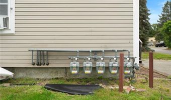 13 Main St, Lincoln, RI 02838