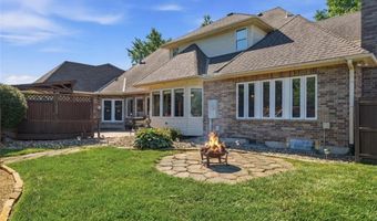 15586 Cedar Ln, Basehor, KS 66007