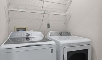 402 Chippendale Ln, Bonneau, SC 29431