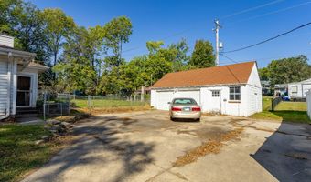 1208 Rapids St, Adel, IA 50003