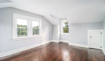 79 W Wooster St, Danbury, CT 06810