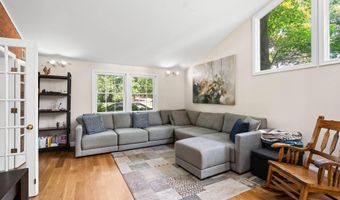 5801 DEVONSHIRE Dr, Bethesda, MD 20816