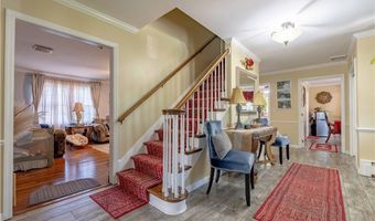 1201 Overlook Dr, Alliance, OH 44601