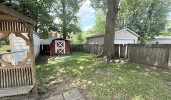 592 Lindell St, Akron, OH 44305