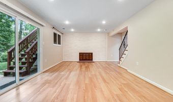 5019 FLEMING Dr, Annandale, VA 22003