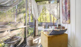 60 Alta Dl NE, Ada, MI 49301