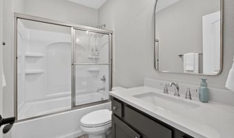 5215 Windrose Ln, Ames, IA 50014