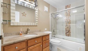 1615 E CENTRAL Rd 218C, Arlington Heights, IL 60005