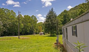 941 E Clayton Rd, Alderson, WV 24910