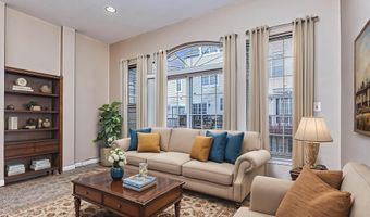 5832 COWLING Ct, Alexandria, VA 22304
