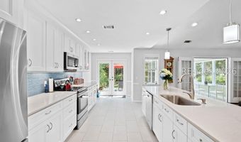 60 Thomas Sumter St, Beaufort, SC 29907