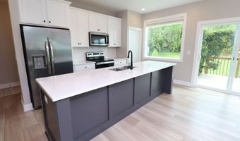 5820 Allerton Dr, Ames, IA 50014