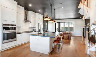 43404 FIFEVILLE Sq, Ashburn, VA 20148