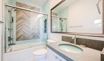 94 Glade Hollow Dr, Las Vegas, NV 89135