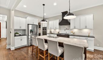 1624 Brook Rd, Charlotte, NC 28205