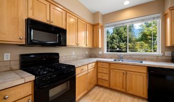 10882 NE RED WING 204 Way, Beaverton, OR 97006