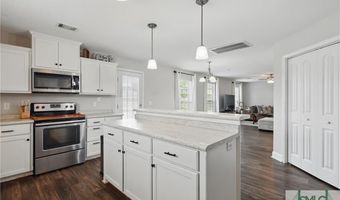 309 Nashview Trl, Allenhurst, GA 31301