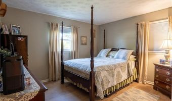 1062 E State Road 256, Austin, IN 47102