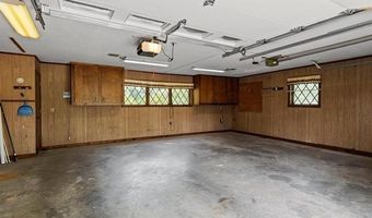 639 Oakridge Dr, Bartlesville, OK 74006