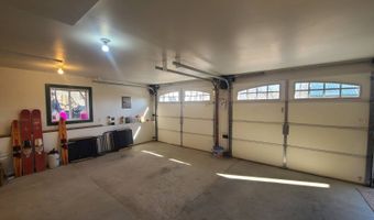 225 Long Lk E, Bottineau, ND 58318